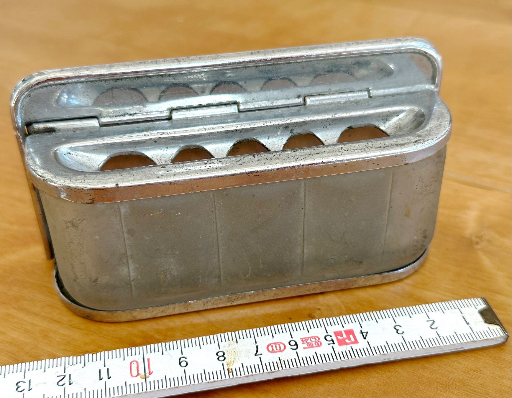 Accessori per altri veicoli: 1 antiker Aschenbecher von Auto oder Bus, Art Deco – Usato da Seltisberg venduto da quadartswiss 1