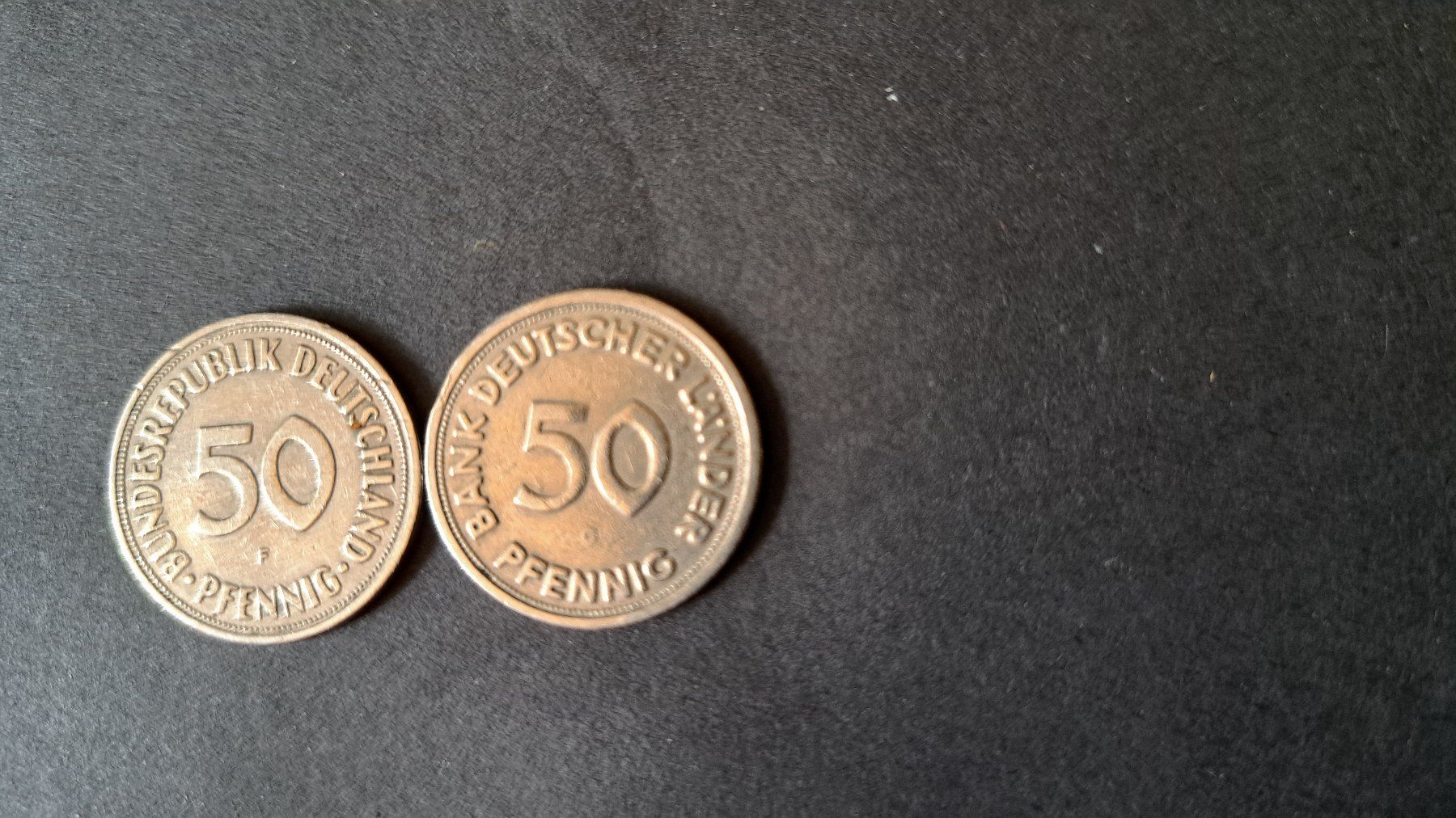 Toutes les monnaies: 50 Pf x2 , + 1/2 Mark – D'occasion à Affeltrangen par Handre 2