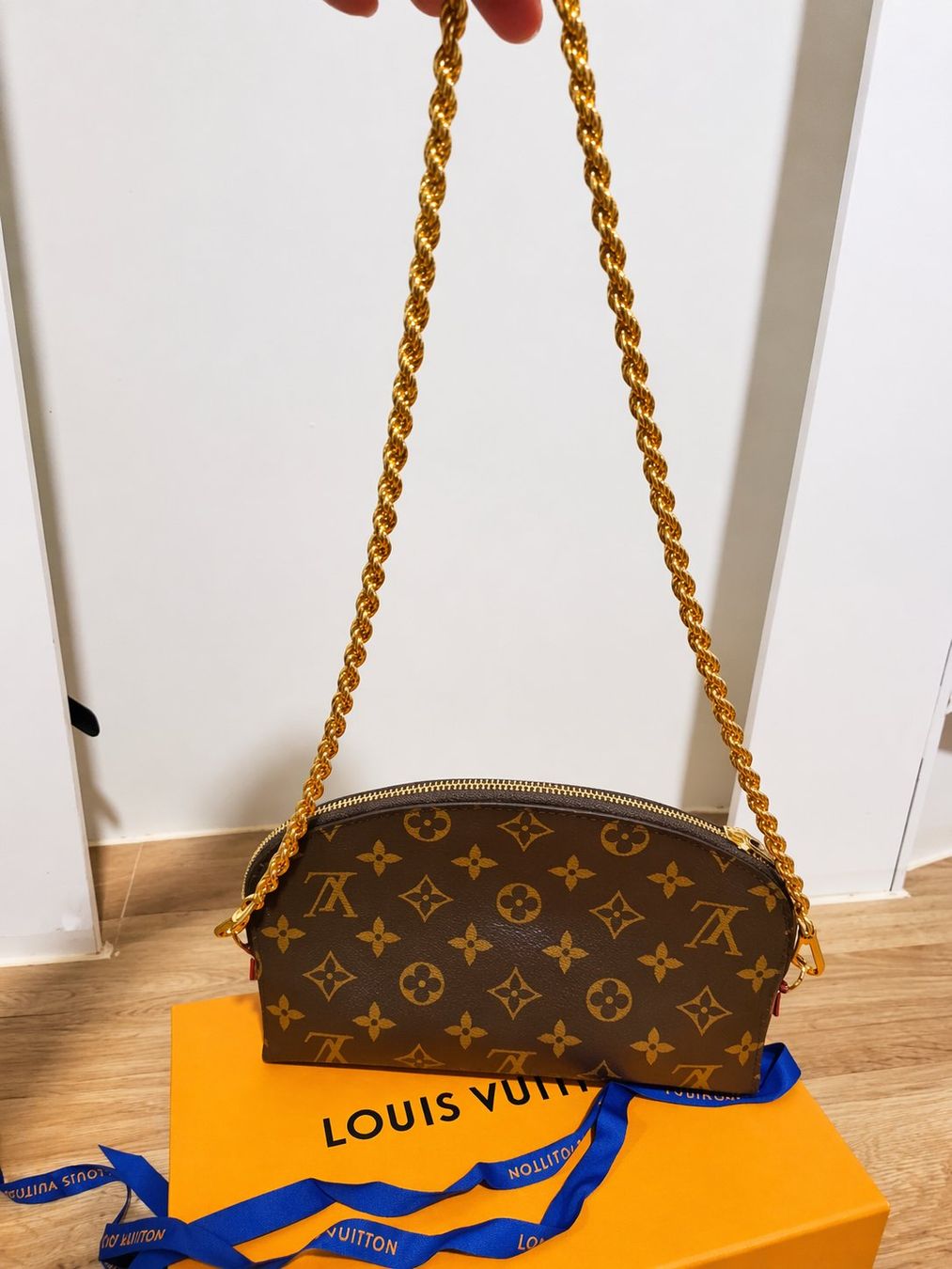 Louis Vuitton Borse: Louis VuittonMonogram Canvas, – Usato da Lausen venduto da Devin-