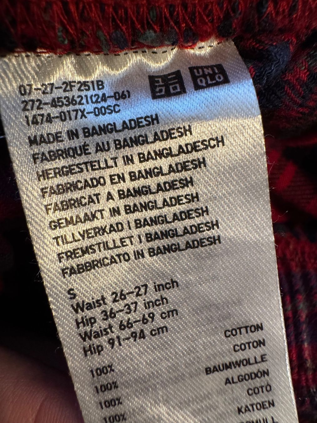 Uniqlo Pantaloni: Uniqlo Hose – Usato da Obfelden venduto da cesarina10 6