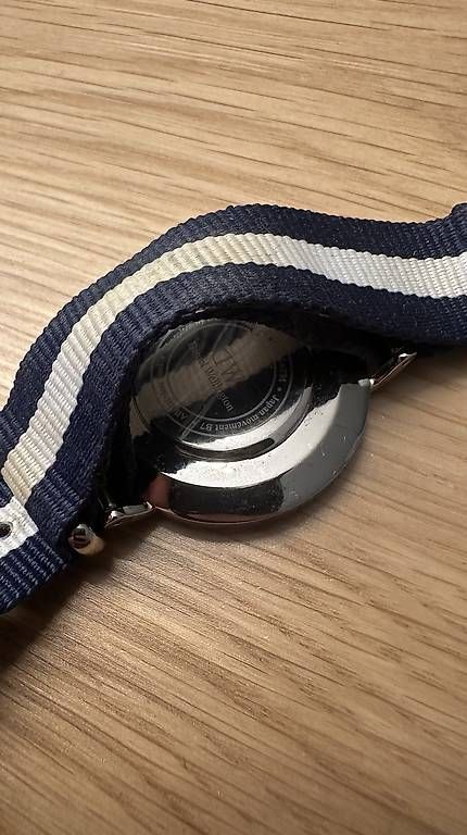 Daniel Wellington Orologi: Daniel Wellington Uhr – Usato da Dübendorf venduto da ivana2 2