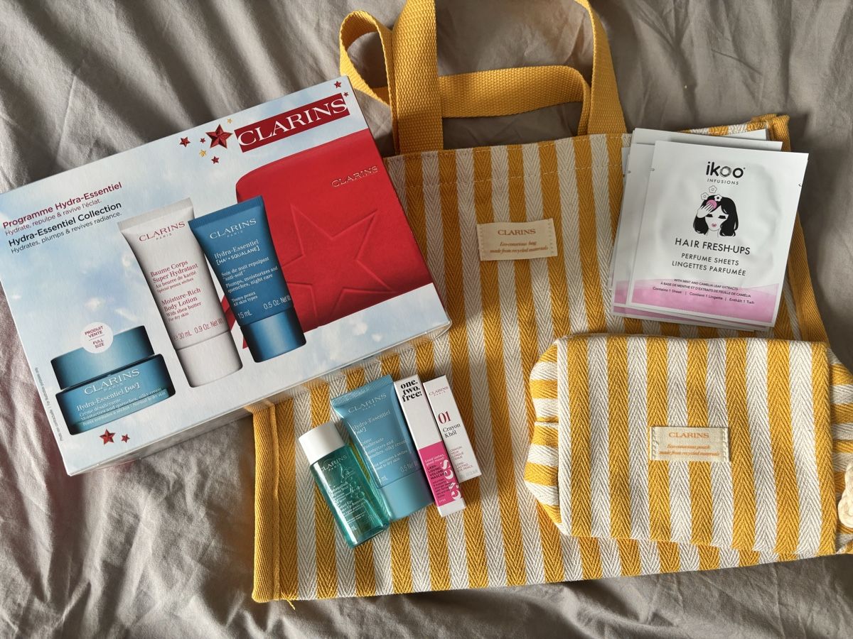 Clarins Cura del viso: Clarins Hydra-Essential Set  – Nuovo (secondo la descrizione) da Zürich venduto da Lilyshop11