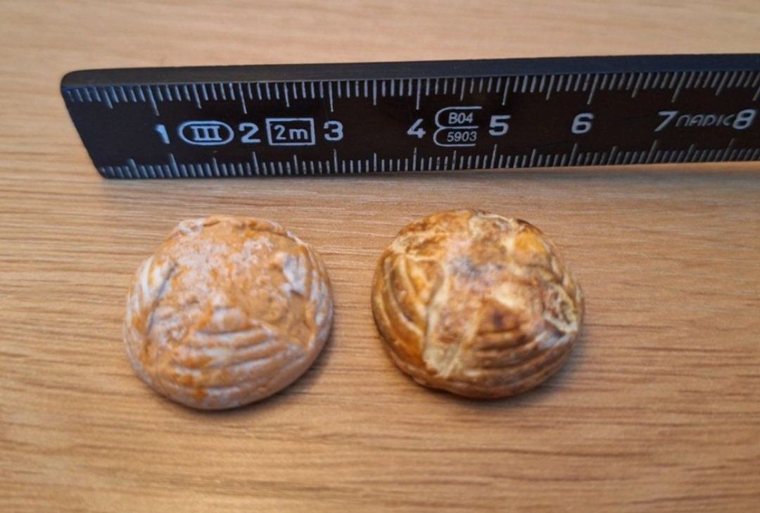 Case e mobili per bambole: Puppenhaus Holzofen Brote – Nuovo (secondo la descrizione) da Zürich venduto da HandmadeTinyFood 1