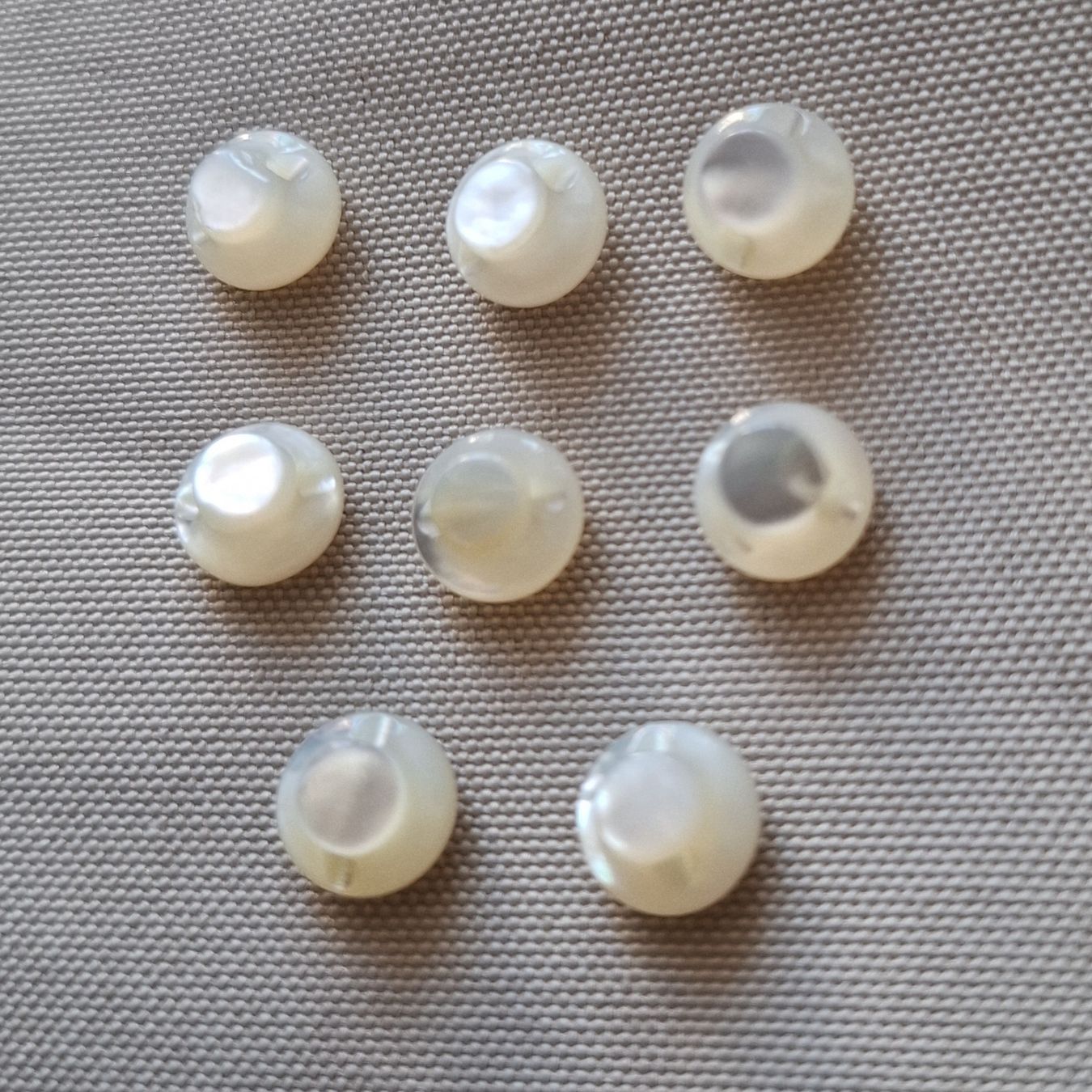 Boutons: 8 Glasknöpfe, 8 mm. – D'occasion à Dietikon par Hirschkopf 4