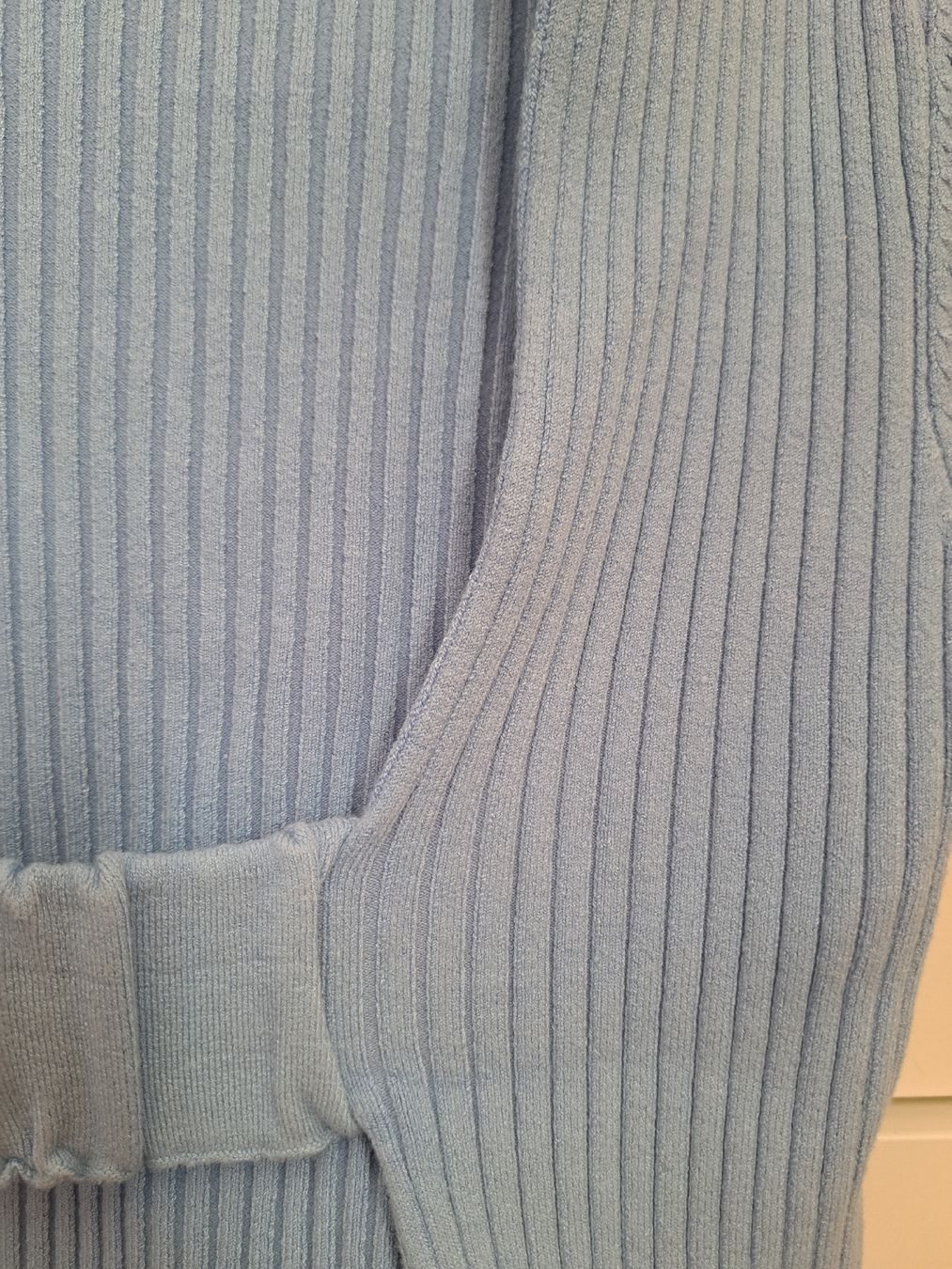 Zara Top: Top Grösse S mit Rückenausschnitt – Usato da Zürich venduto da dph_r9t2 7
