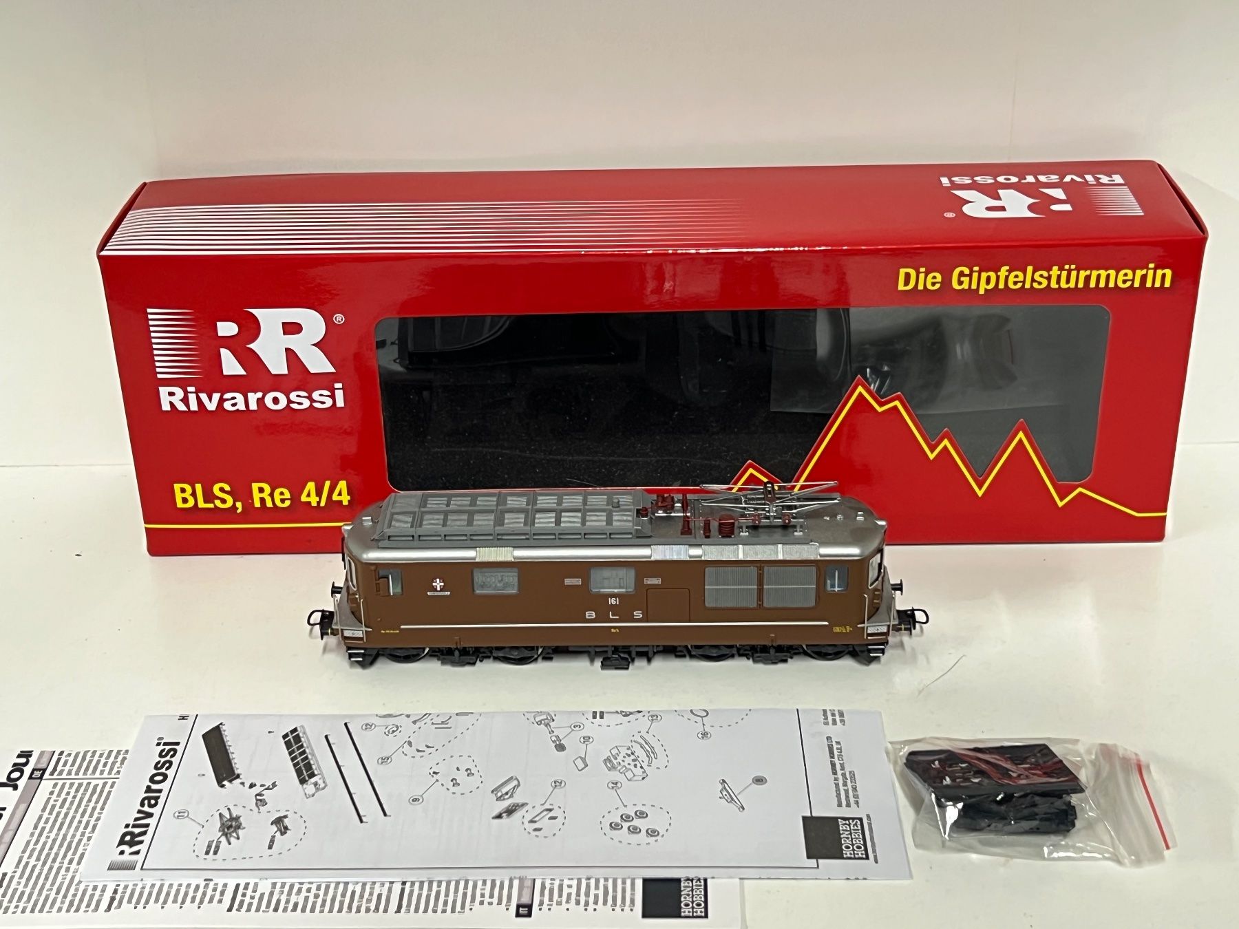 Rivarossi Modellini di ferrovie: Rivarossi HR2812 Re 4/4 "Domodossola" DC Analog – Nuovo (secondo la descrizione) da Geroldswil venduto da TopTrain54