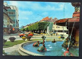 La Chaux-de-Fonds, Rue, Fontaine, Oldtimer Auto