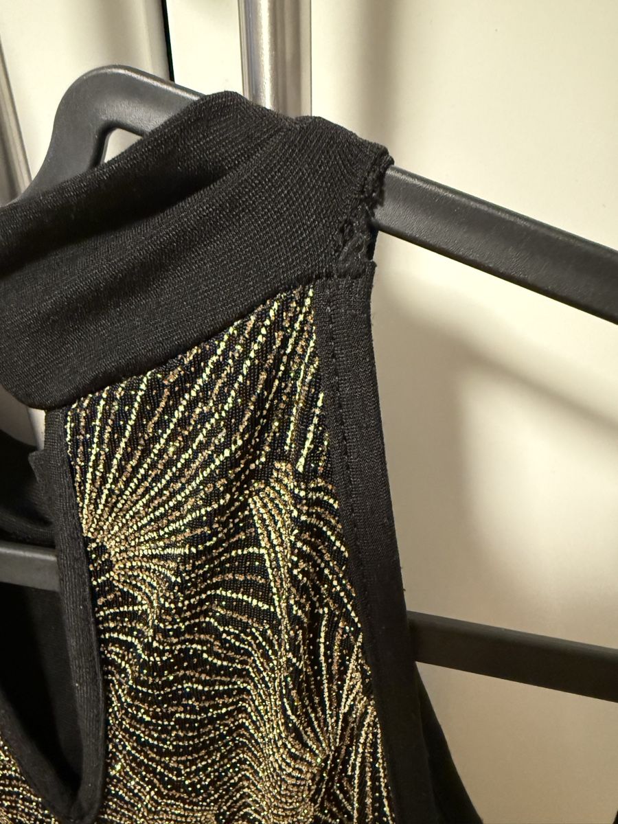 Vestiti: Schwarzes Abendkleid mit Goldmuster, festlich, Gr. S – Nuovo (secondo la descrizione) da Lenzburg venduto da car_pzg8 2
