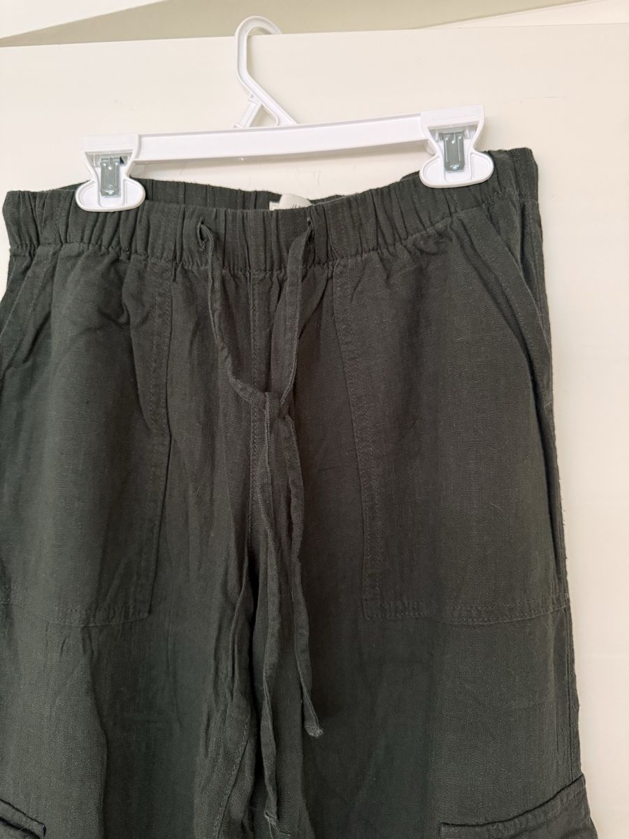 H&M Pantalons: Pantalon fluide  – D'occasion à Monthey par sen_6ckr 2