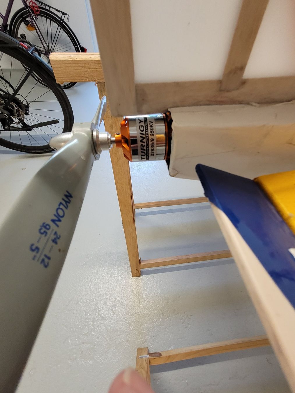 Modellismo RC: Brettchen Elektro Model, komplett ausgestattet – Difettoso da Winterthur venduto da testi67 2