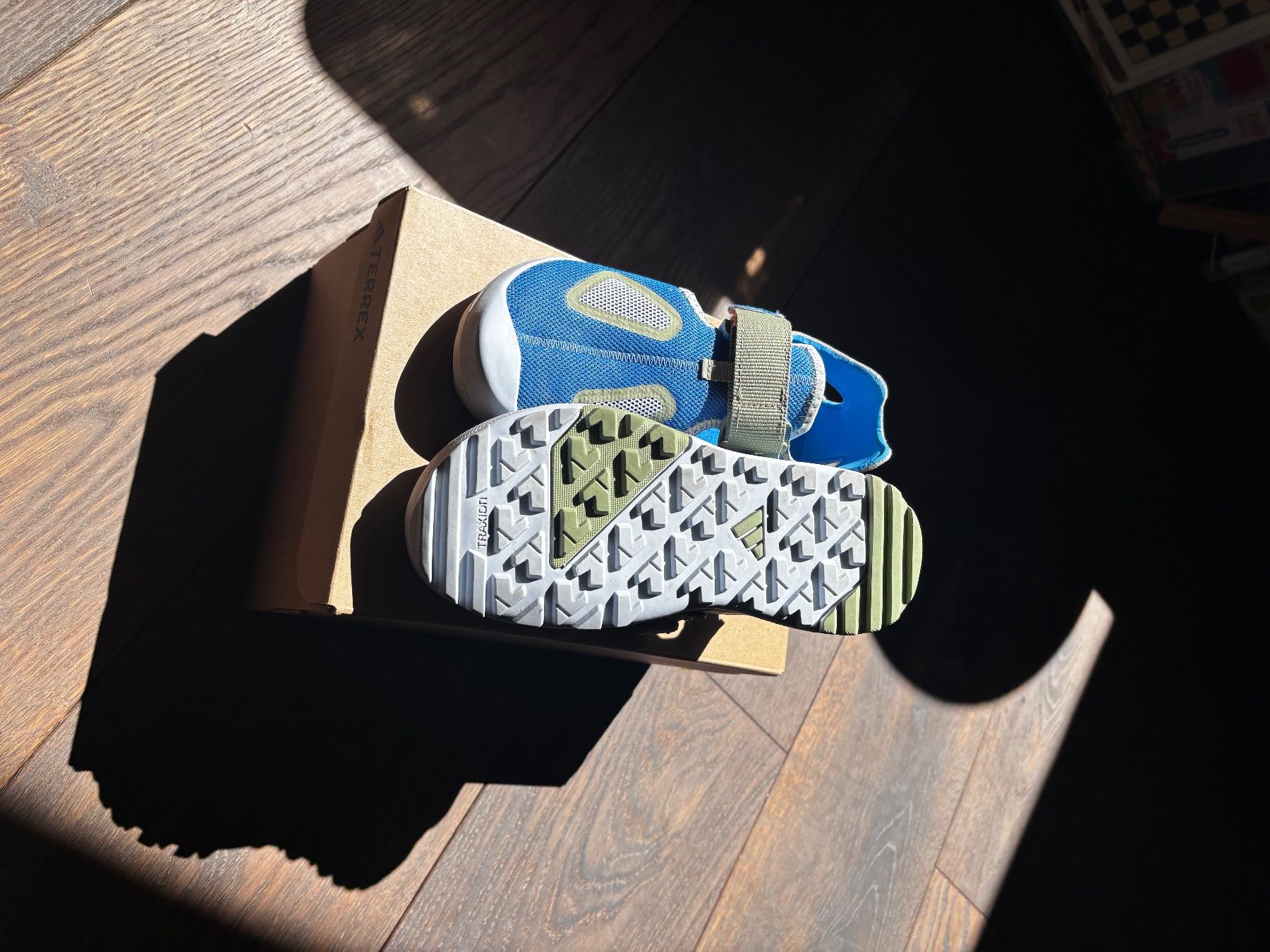 Adidas Scarpe da uomo: Chaussures adidas Terrex captain 32 – Nuovo (secondo la descrizione) da Onex venduto da cel_lf92 5