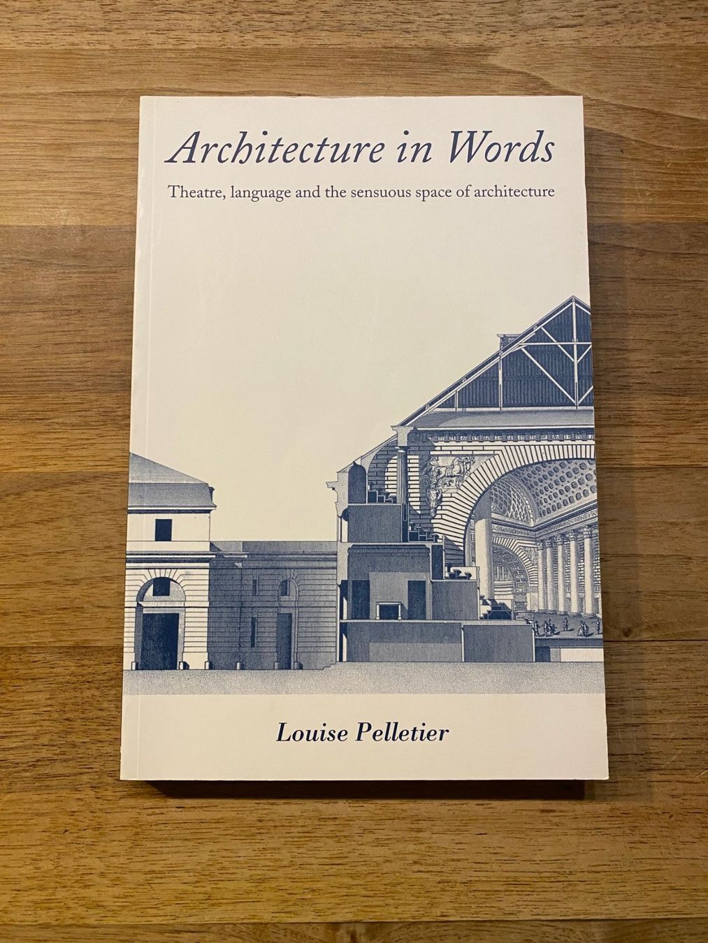 Libri: Architecture in Words / Louise Pelletier – Usato da Oberurnen venduto da ang_psp8