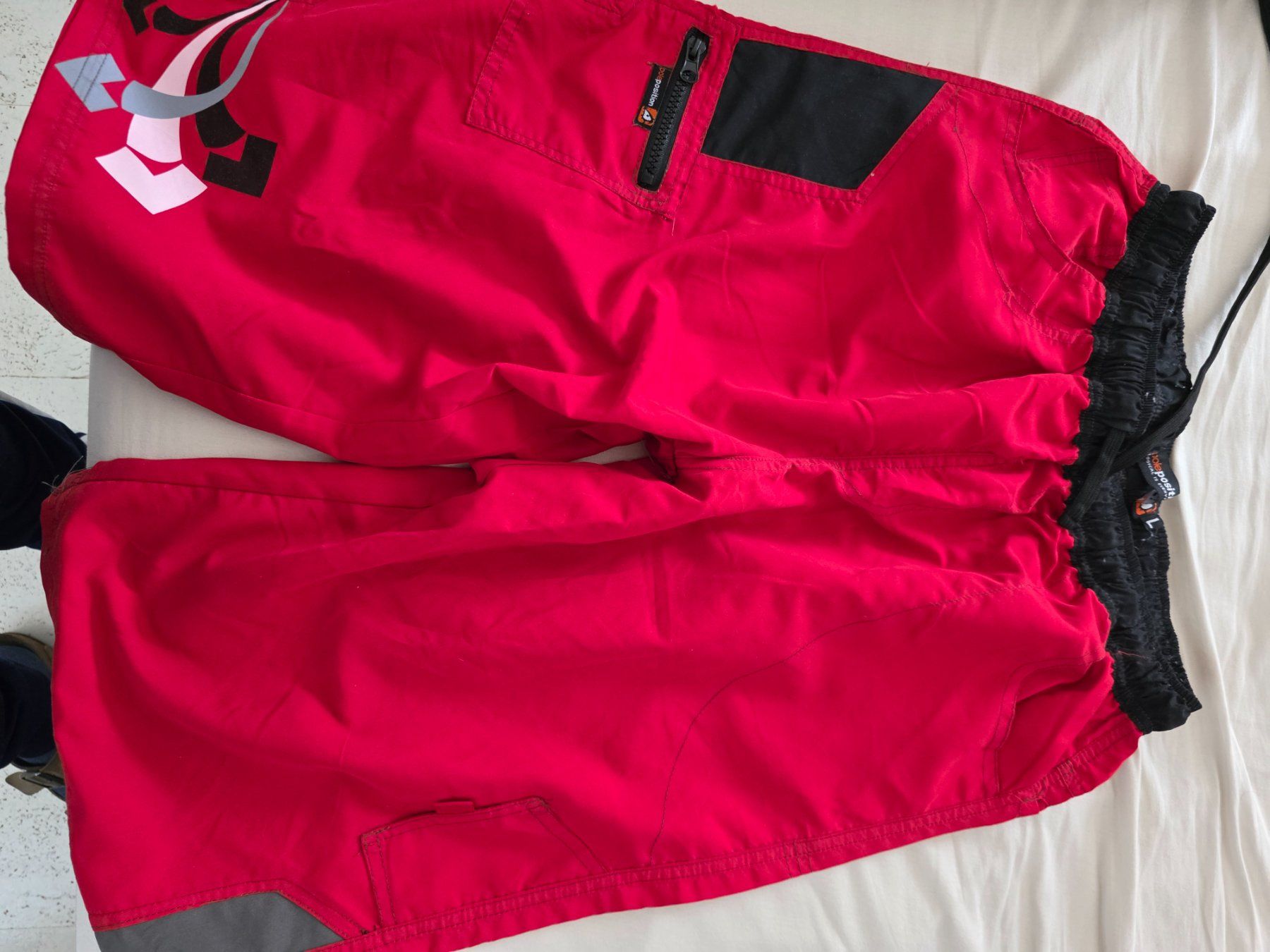 Pantaloni: 1 Hose lang, 2 Hosen kurz – Usato da Ersigen venduto da janinabuetikofer 3