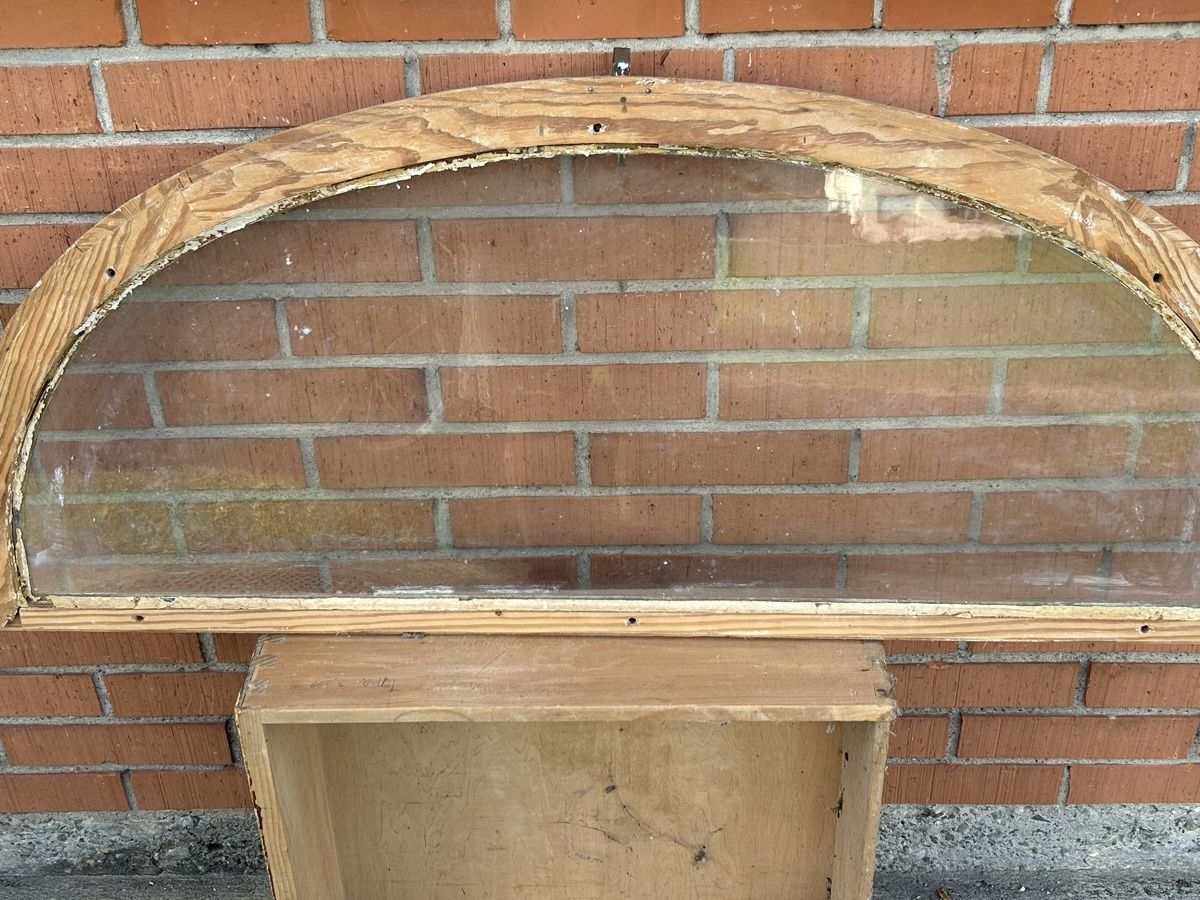Fenêtres: Altes Bogen-Fenster  – D'occasion à Gwatt (Thun) par ate_6ng8 2