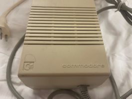 Netzteil Commodore für Amiga mit Kabel und Stecker
