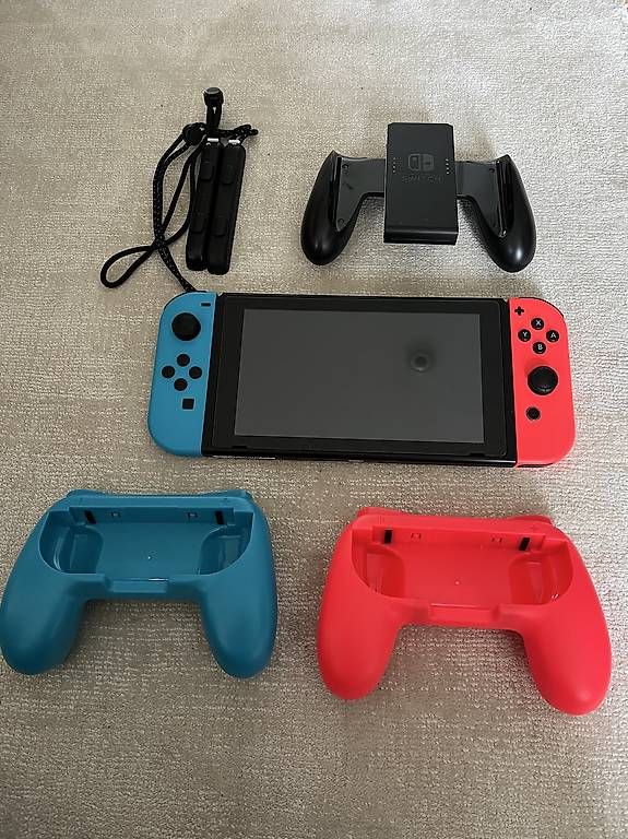 Nintendo Console: Nintendo Switch 1 – Usato da Niedergösgen venduto da rianaa__