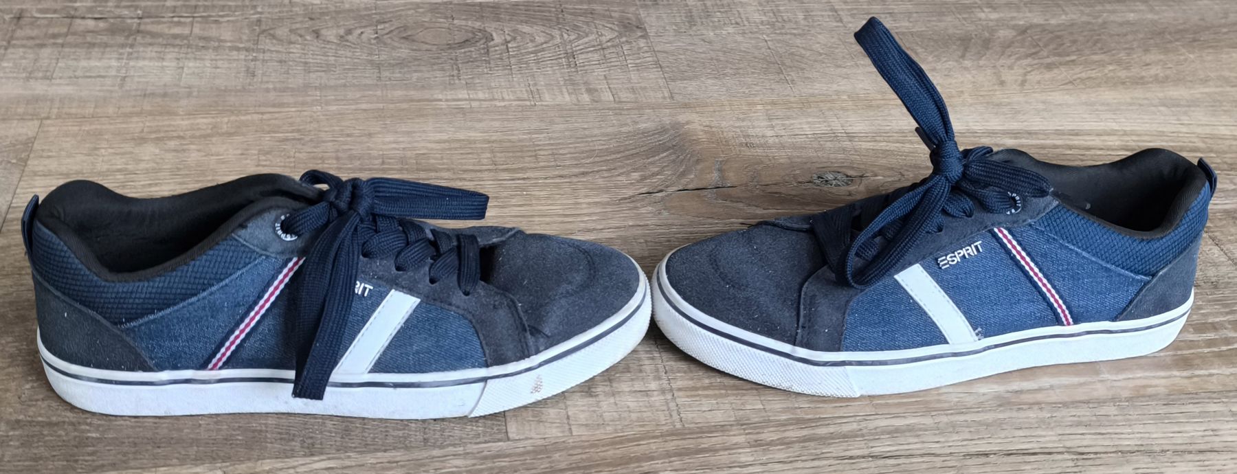 Esprit Schuhe für Jungen: Halbschuhe von ESPRIT Gr. 39 – Gebraucht aus Oberwil-Lieli von Atom17 1