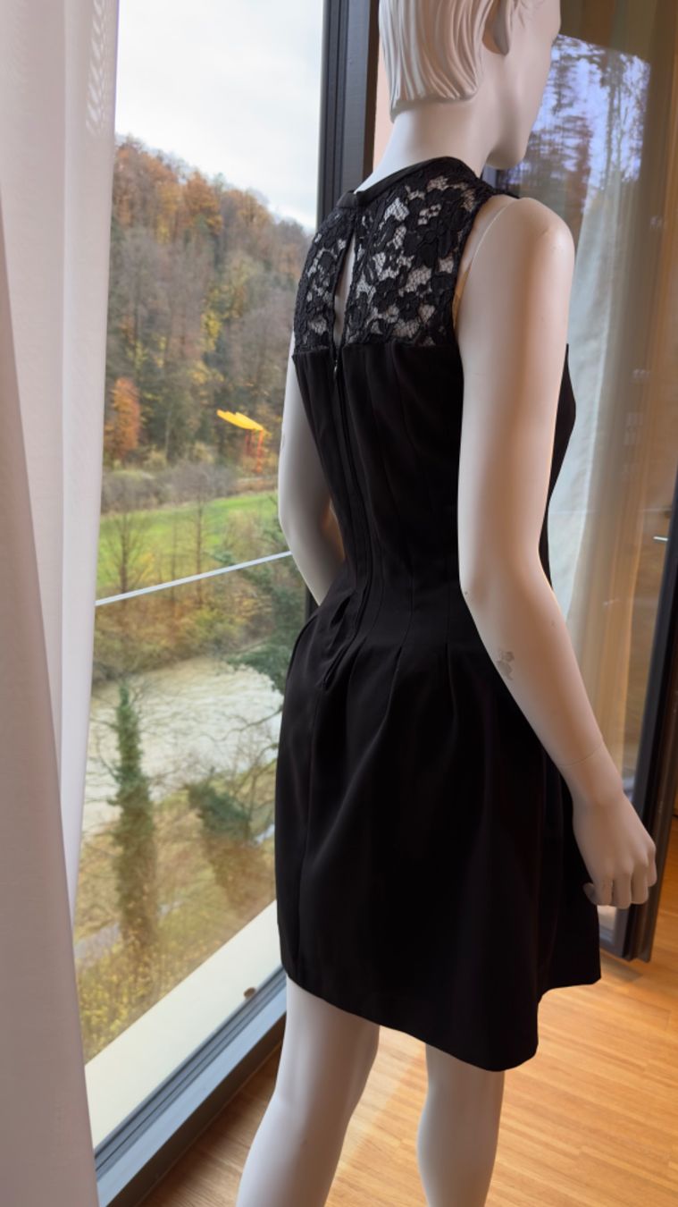 H&M Robes: Kleid von H&M – D'occasion à Adliswil par RicPro 2