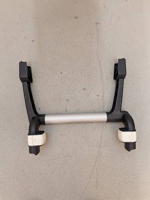 Carrozzine: Bugaboo Adapter – Usato da Adliswil venduto da Ann_kr5j