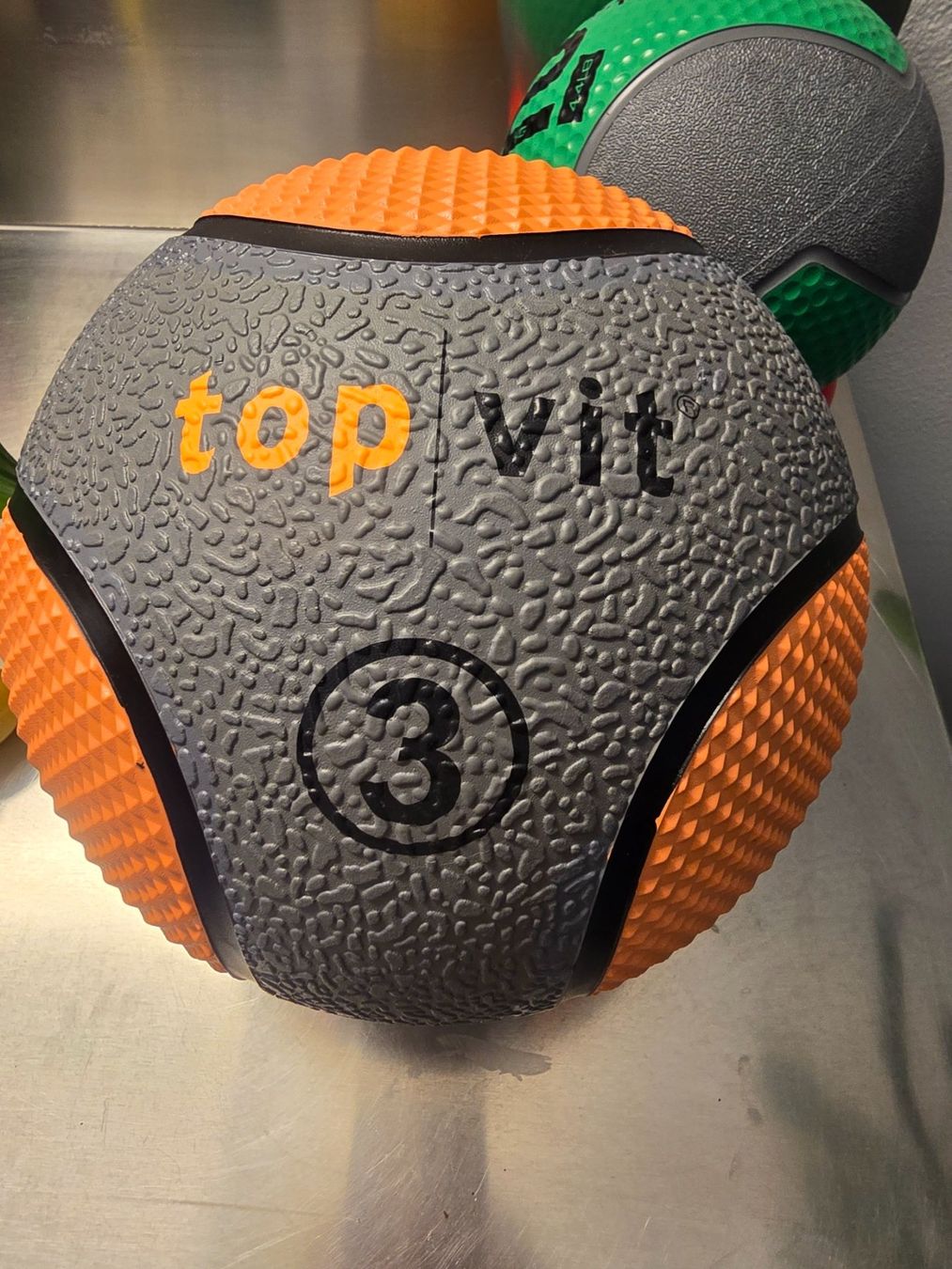 Bälle: Medizinball top vit 3 kg – Neu (gemäss Beschreibung) aus Bergdietikon von ewa1005 1