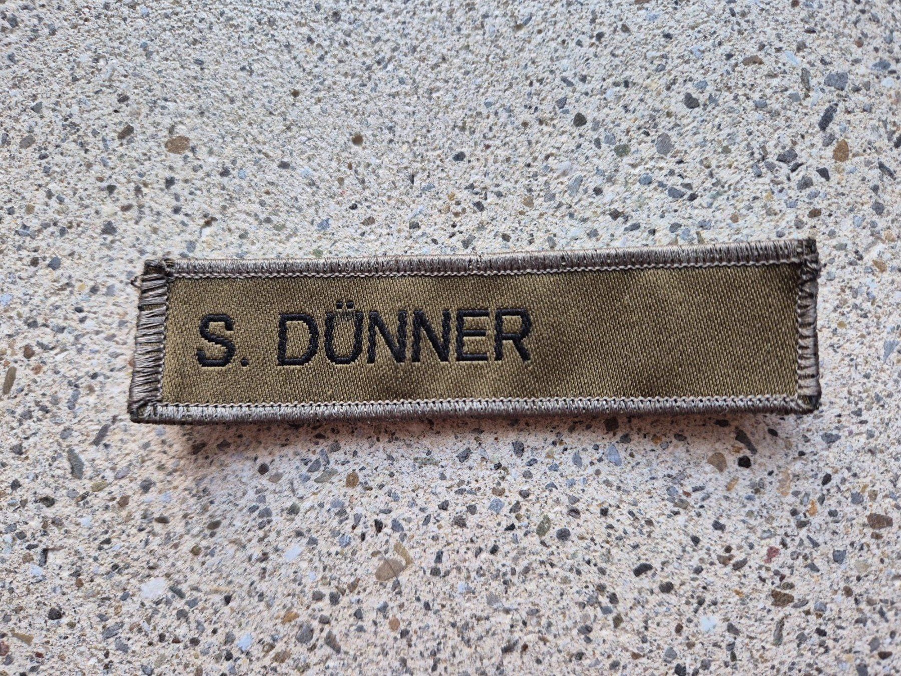 Schweizer Armee Placchette & Badge: *** Original Namensschild mit klett *** – Usato da Riedholz venduto da fr_sIruP
