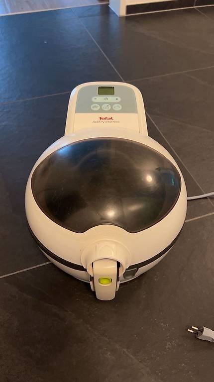 Tefal Elettrodomestici da cucina: Tefal Actifry express – Usato da Altendorf venduto da S.Maechler