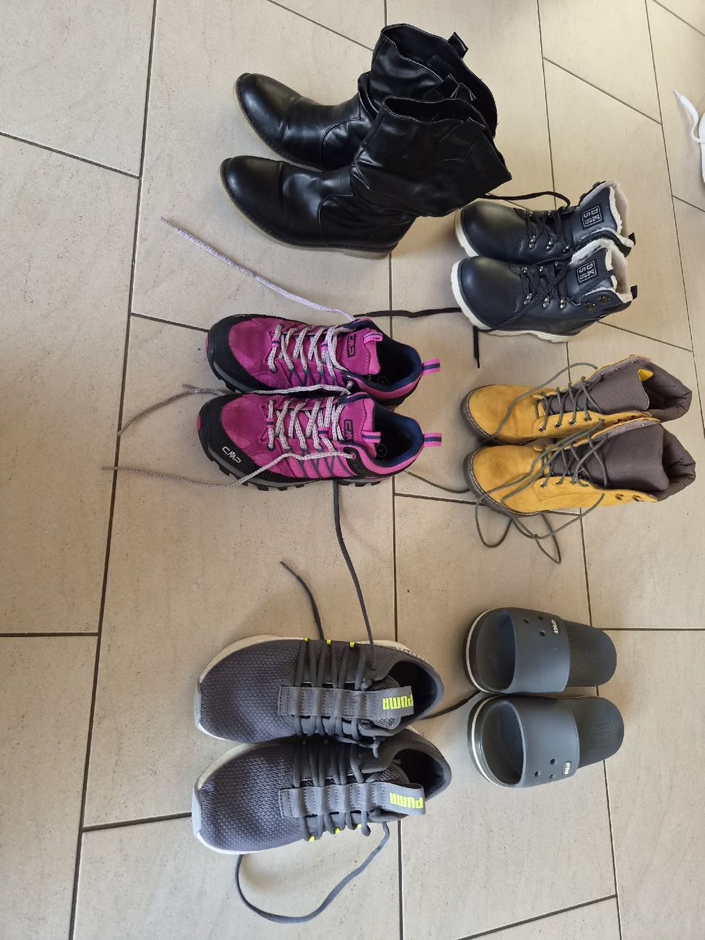 Scarpe da donna: Schuhpaket gemischt gr.38 – Usato da Sigriswil venduto da Aline_87 1