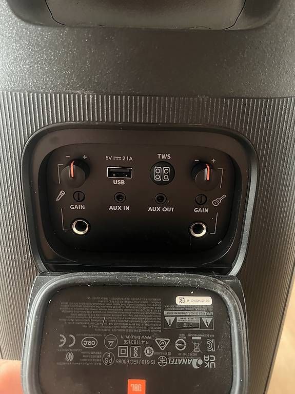 Lautsprecher: JBL Partybox 110 inkl. Ladekabel – Gebraucht aus Affoltern am Albis von flo_6d9t 3
