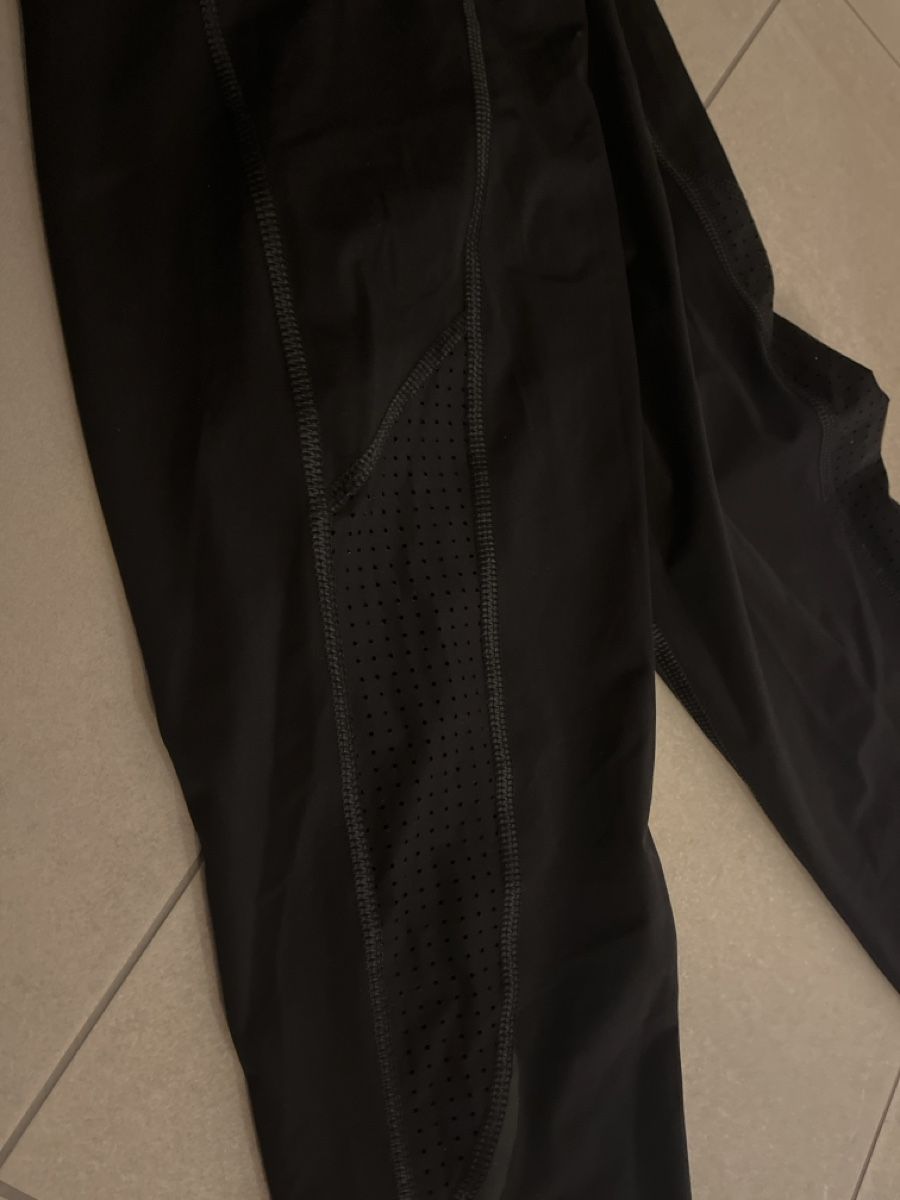 Leggings: Tights Sport 7/8tel – Gebraucht aus Hombrechtikon von Kaatja 1
