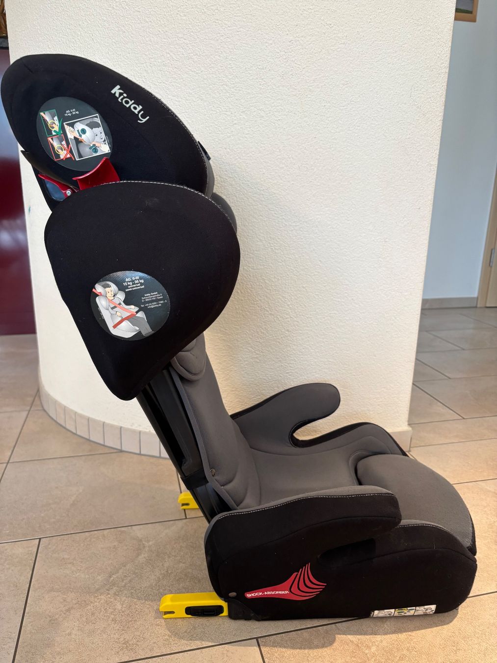 Kiddy Seggiolini per auto: Kindersitz Kiddy Smartfix 15-36kg – Usato da Sulz AG venduto da FantasyHouse 2