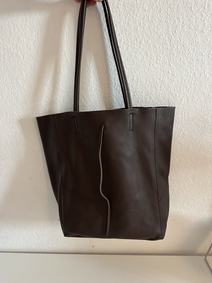 Taschen für Damen: Damen Tasche Leder braun  – Neu (gemäss Beschreibung) aus Uhwiesen von lea_w8k5