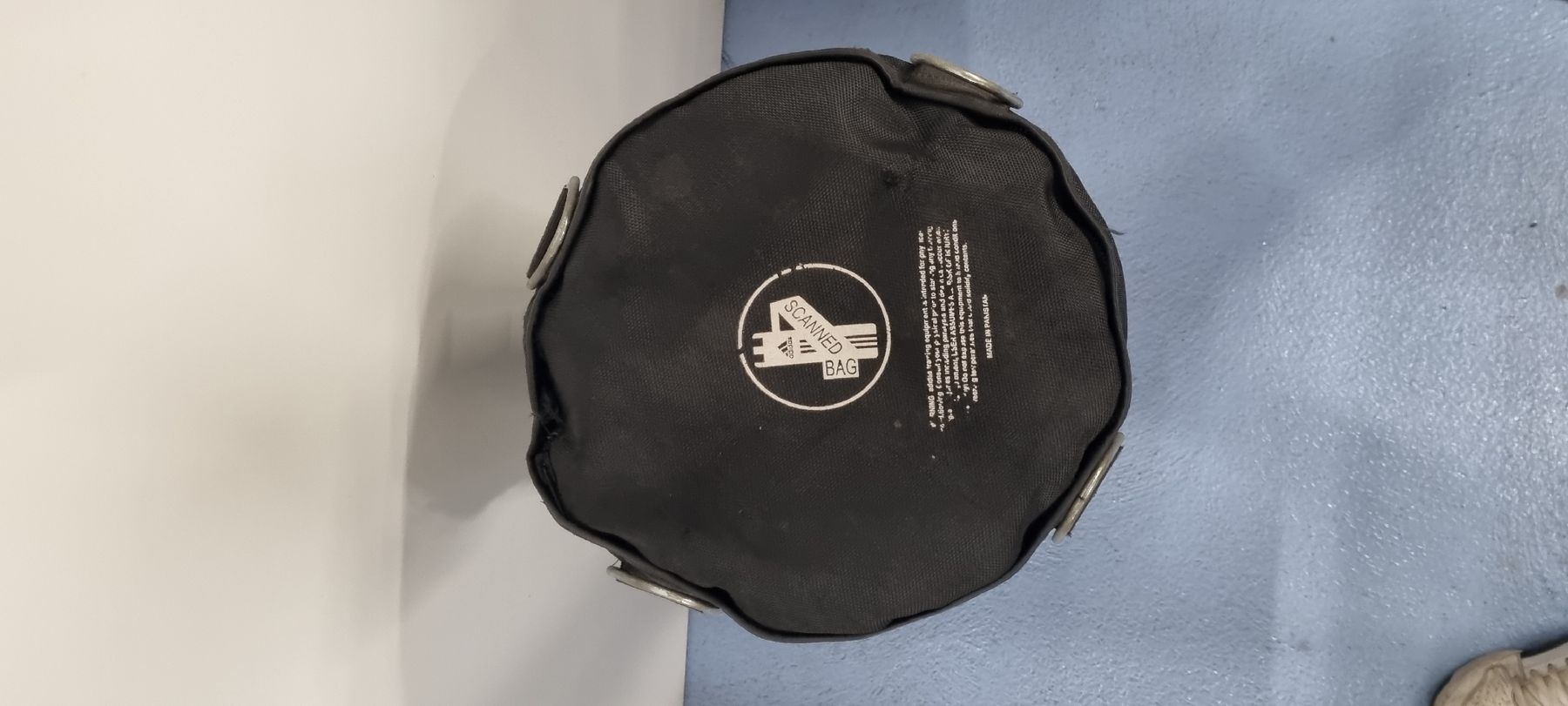 Boxsäcke: Boxsack Adidas schwarz  – Gebraucht aus Walchwil von sev_9nl5 2