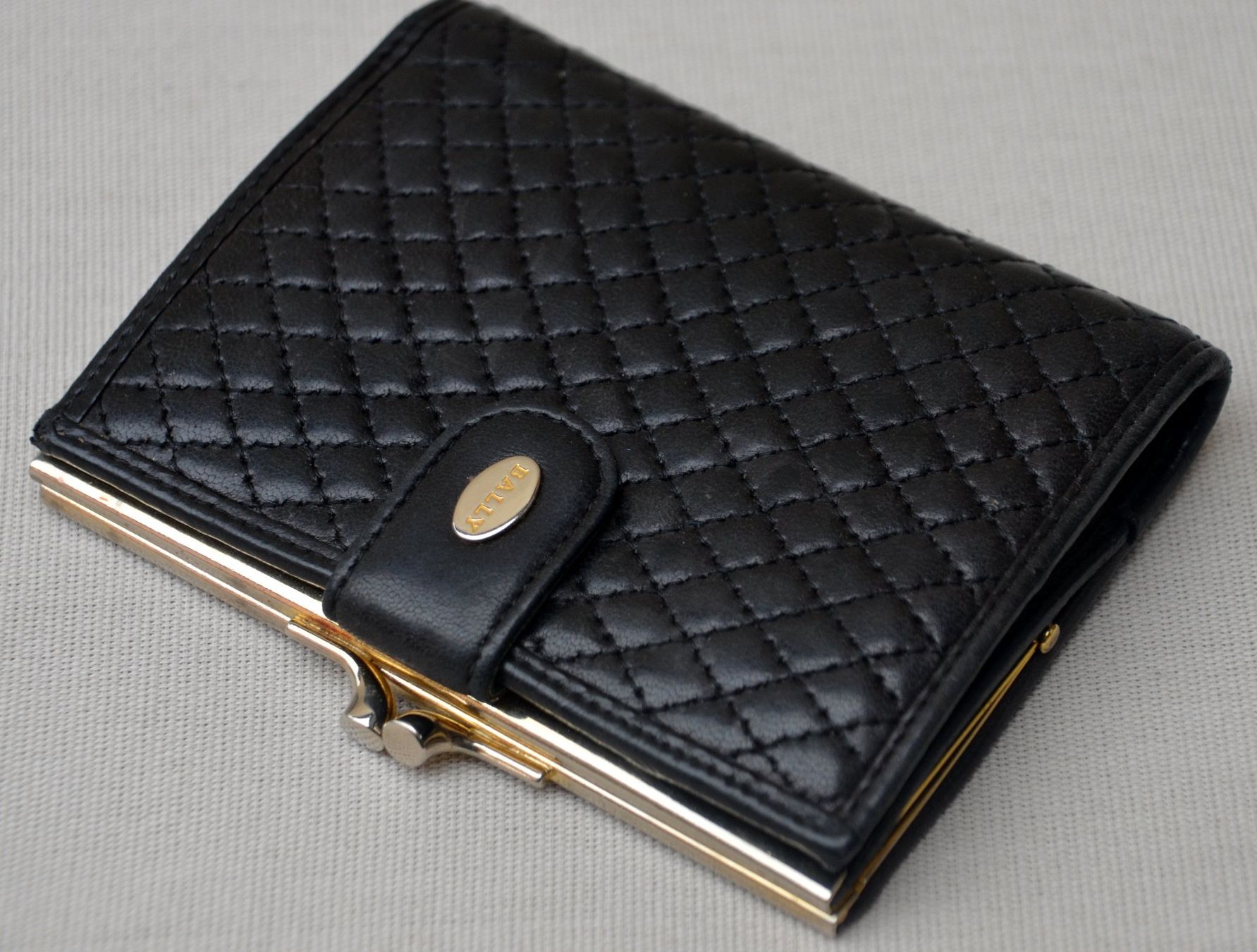Bally Portemonnaie: Bally Portefeuille / Portemonnaie – Gebraucht aus Collonges von arashee
