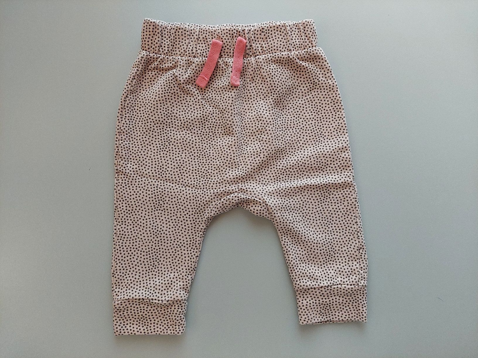 H&M Pantaloni: Hose rosa mit Punkten, Grösse 56 – Usato da Aeschi b. Spiez venduto da Corin1234