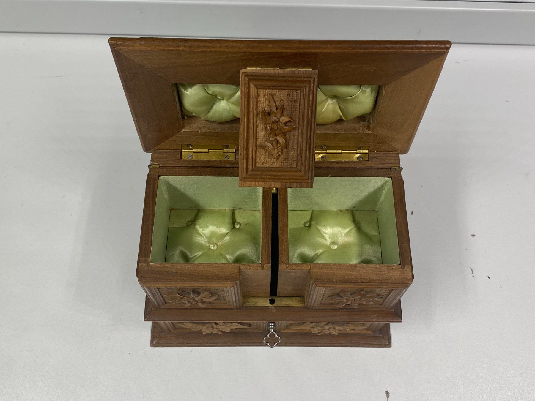 Schmuckkästen: Holz-Schmuck-Box /i407 – Gebraucht aus Bern von JMsoehne1987 4