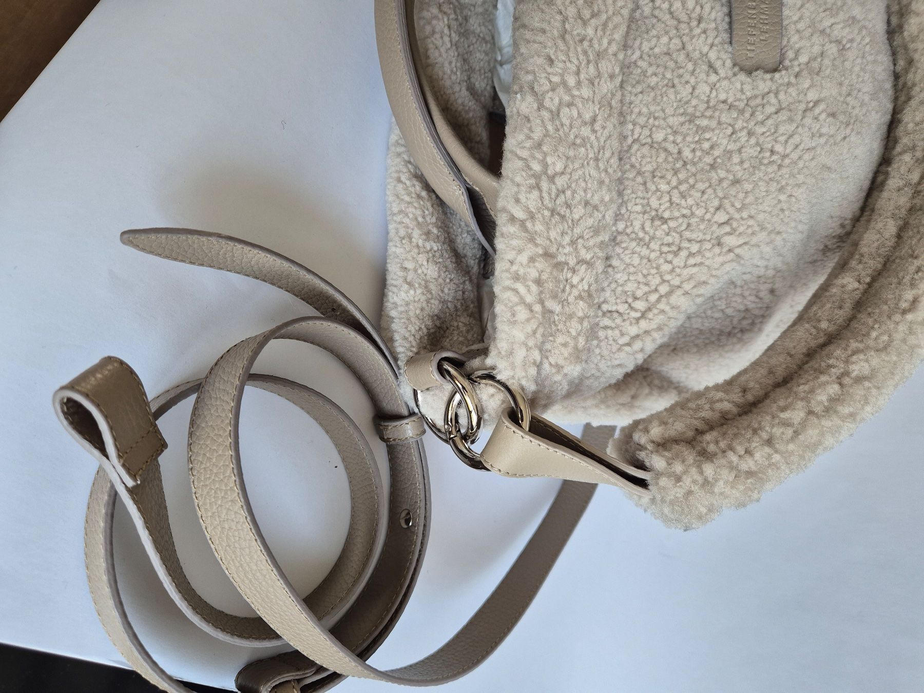 Borse da donna: Lammfelltasche – Usato da Basel venduto da ulrichkru1 3