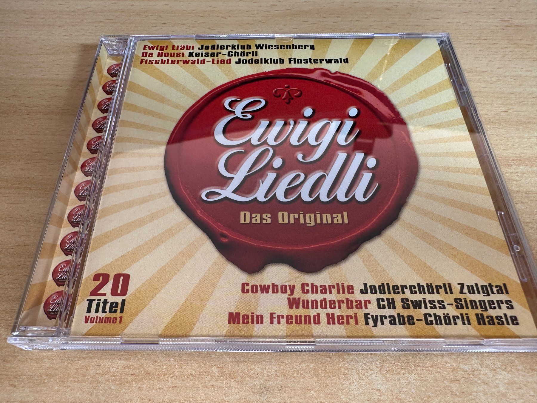 CDs: R1 Various - Ewigi Liedli - Das Original – Gebraucht aus Rikon im Tösstal von Alpenmutz