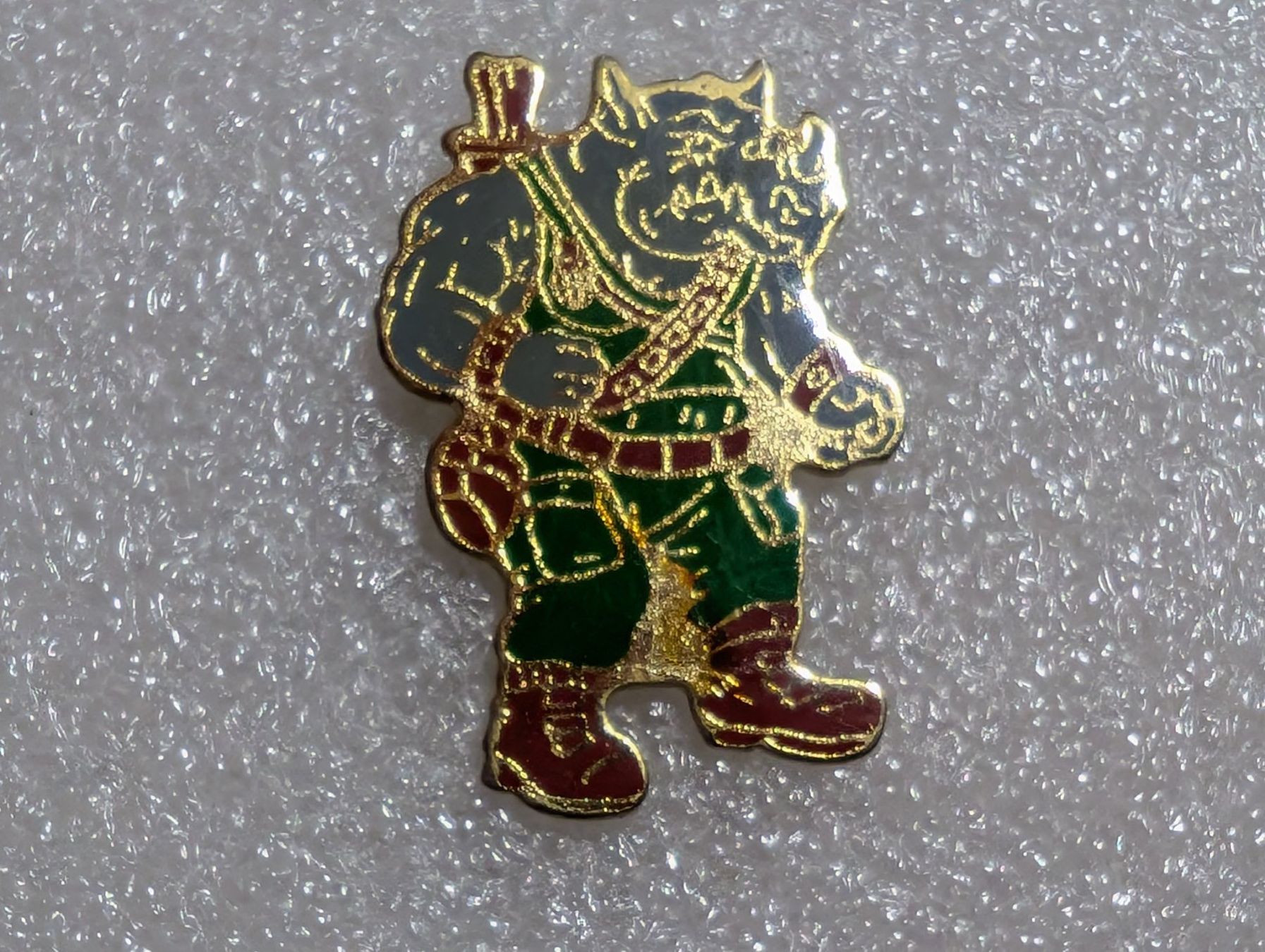 Plaketten & Abzeichen: Ansteckpin 254: Nashorn – Gebraucht aus Oppligen von Pin-Fall-Shop