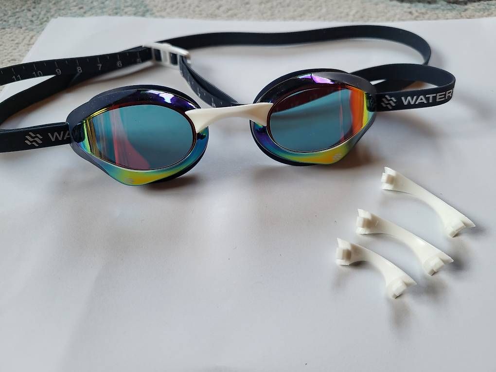 Occhiali & Lenti: Schwimmbrille Neu – Usato da Thun venduto da t_h_cl6d 2