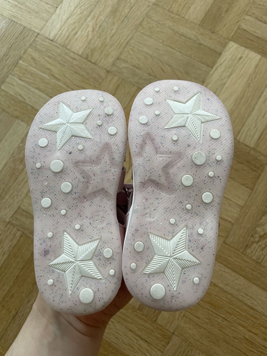 Schuhe für Mädchen: Mädchen Schuhe  – Neu (gemäss Beschreibung) aus Niederlenz von Plusia 2