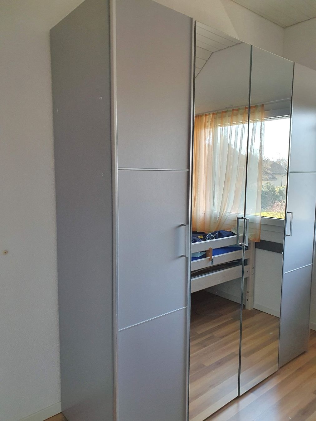 Armoires: Kleiderschrank ab Fr. 1.- – D'occasion à Koppigen par Bracher_Mail-House 2