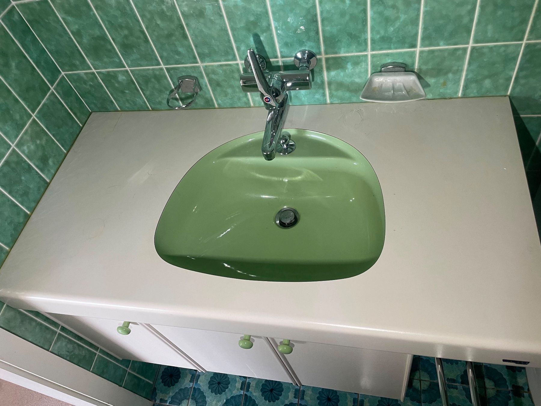 Mobili per bagno: Waschtisch mit Unterschrank, Troesch – Usato da Wilen b. Wollerau venduto da Mancunia 1
