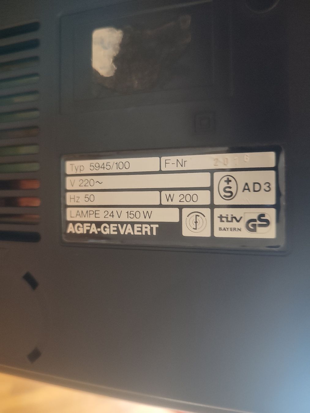 Proiettori: Projecteur Diapo AGFA Diamator 1500 Autofocus – Usato da Bougy-Villars venduto da Vogue 4