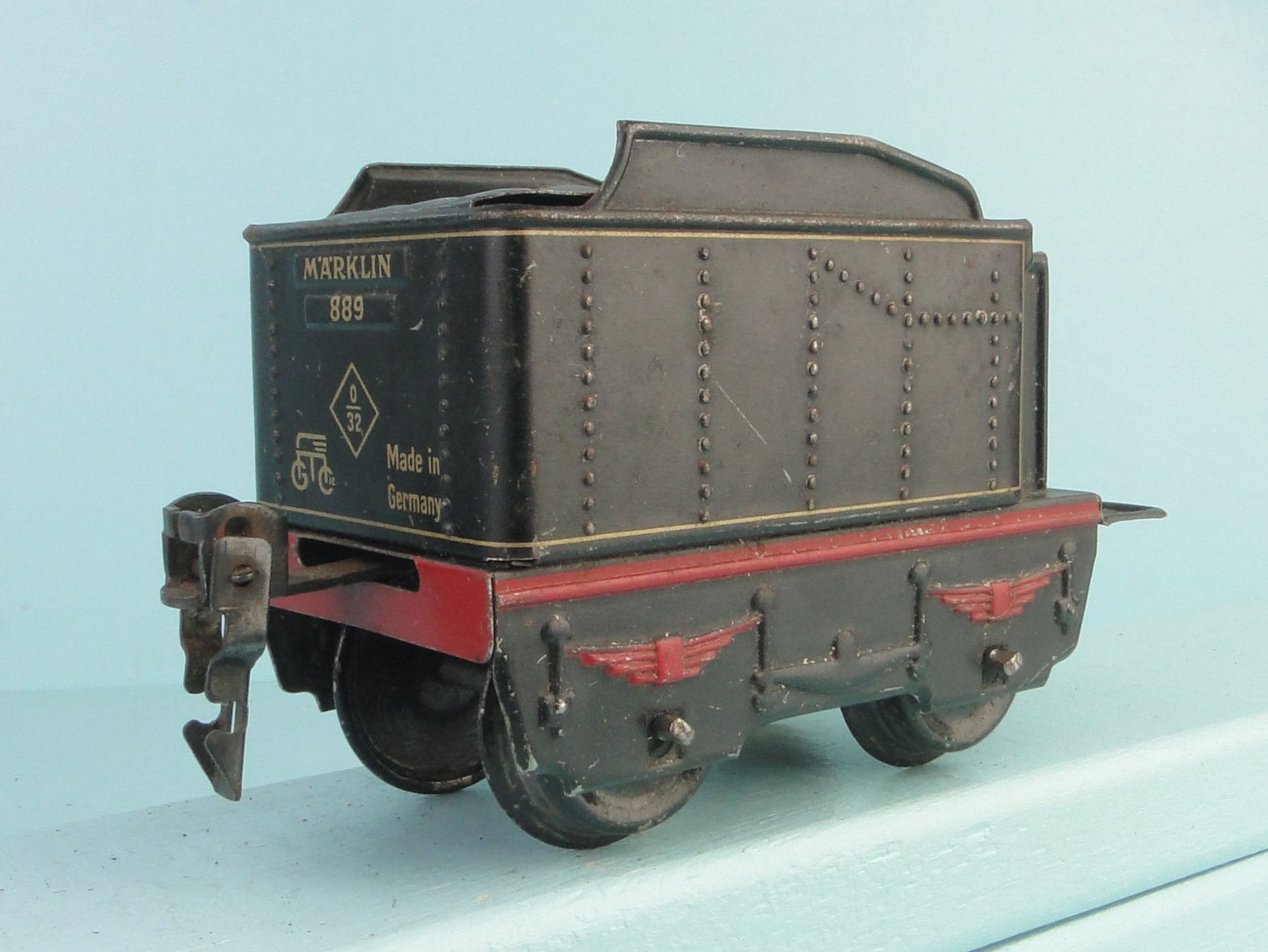 Märklin Modelleisenbahnen: Märklin Spur 0 Tender 889 – Gebraucht aus Bülach von cann11