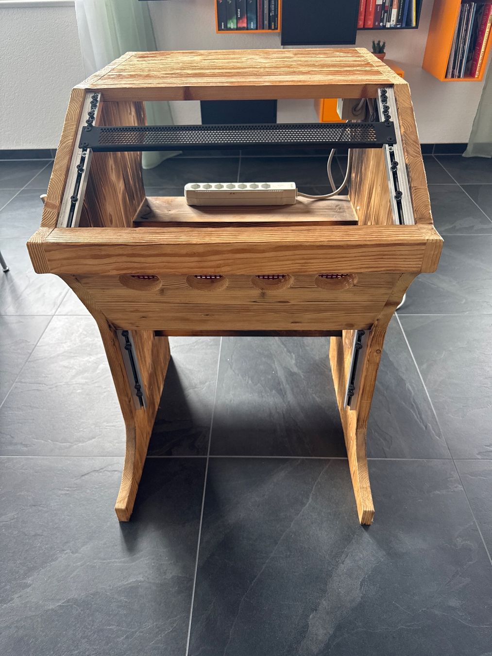 Sonstiges Zubehör: Diy Studio Rack Insgesamt 10HE – Gebraucht aus Freienstein von Huusi_33