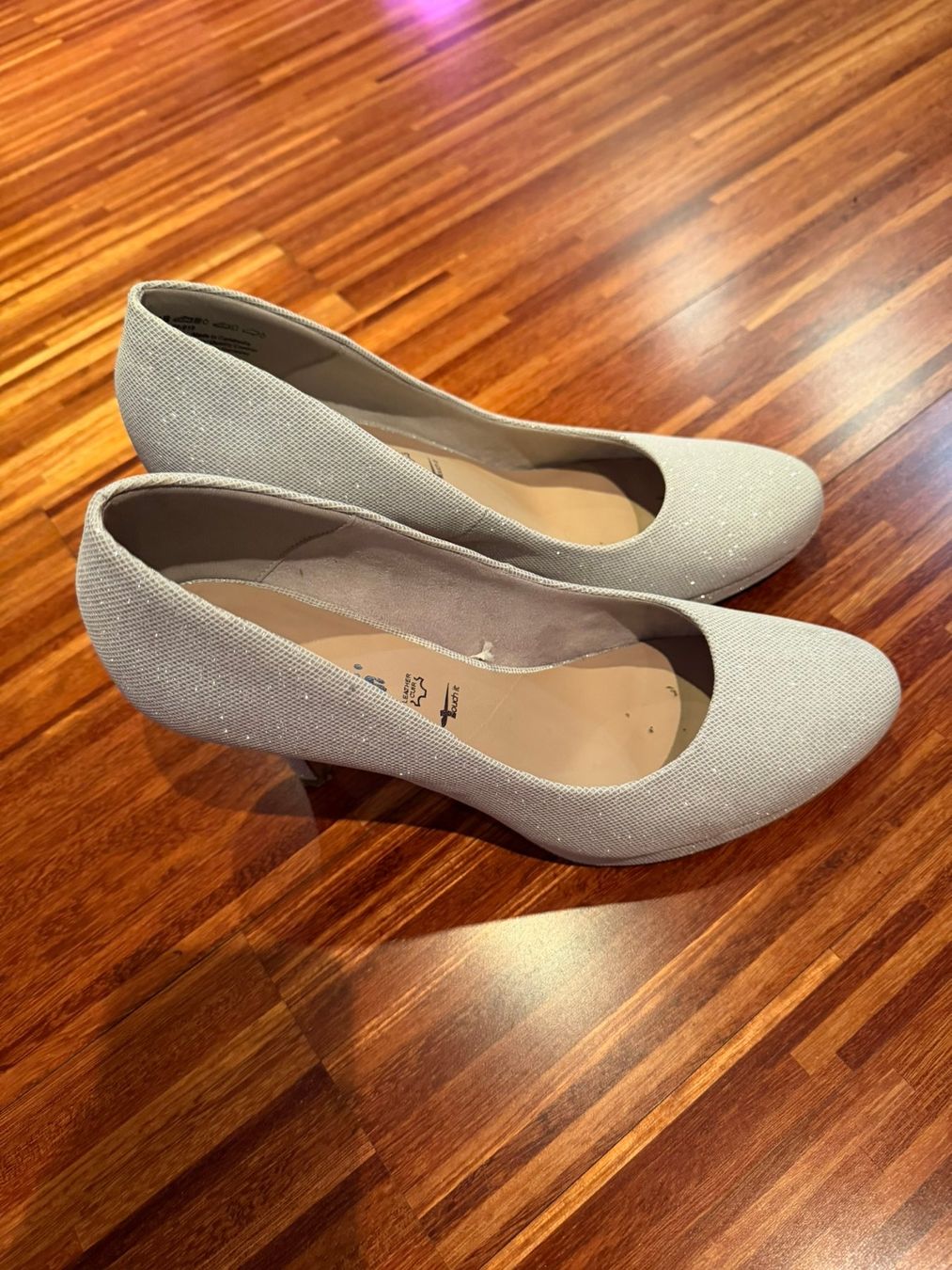 Tamaris Scarpe da donna: Tamaris Glitzer Pumps 42 – Usato da Winkel venduto da Studi66 1