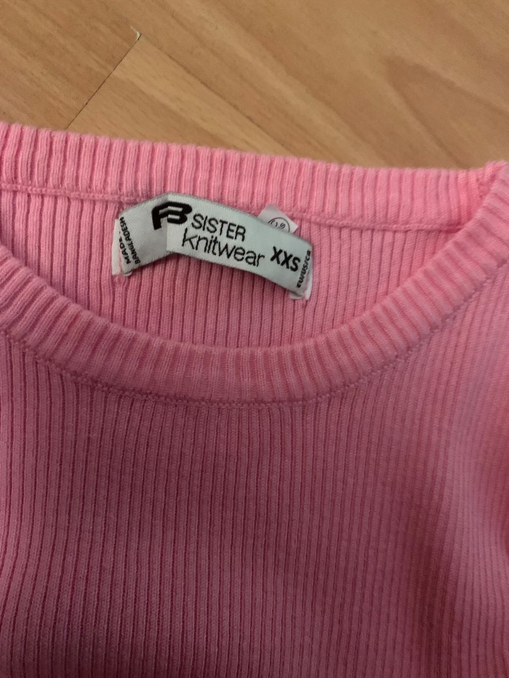 Maglioni & Felpe: Joli pull rose FB Sister t. xxs – Usato da MEYRIN venduto da Gwendo10 2