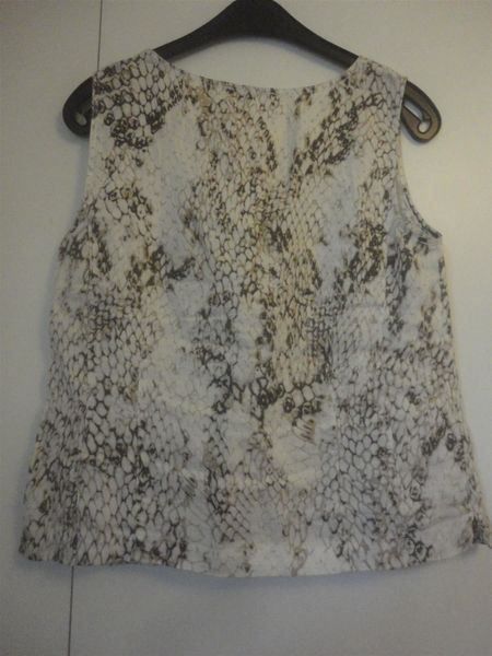Tops: MARCO PECCI : Top 100% lin, crème imprimé python gris, M – Neu und originalverpackt aus Petit-Lancy von lilycerise 6