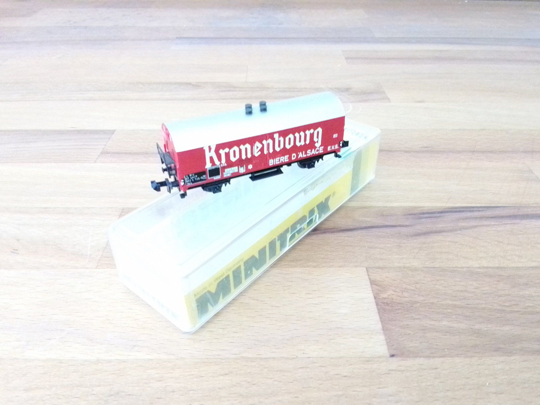 Trix Modellini di ferrovie: Güterwagen Trix "Kronenburg" – Usato da Zollikofen venduto da Noak 1
