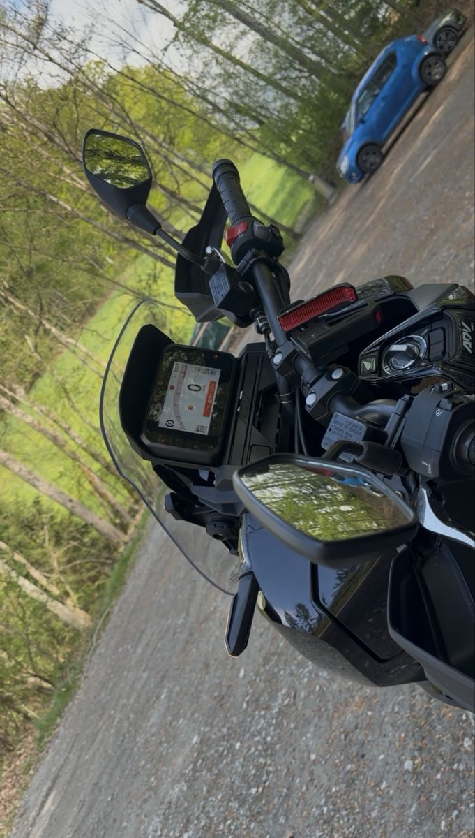 Honda Scooter: Honda ADV 350 – Usato da Thalwil venduto da Artii101 5